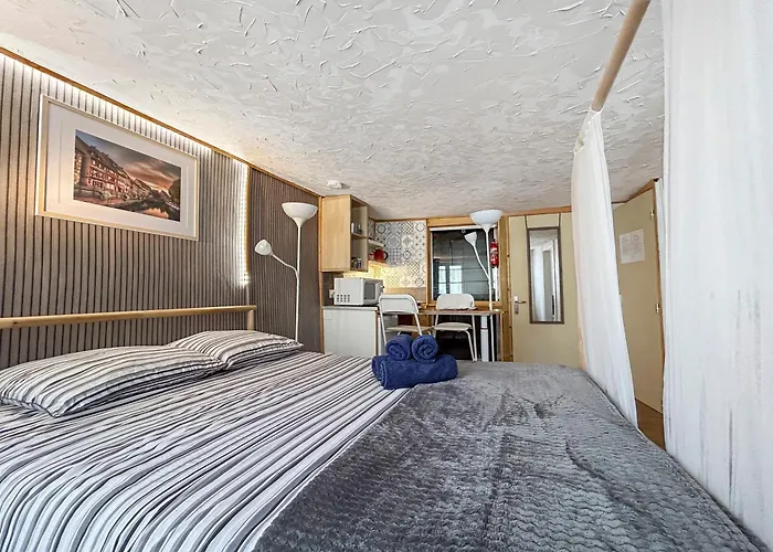 Апартаменты La Provence A Кольмар